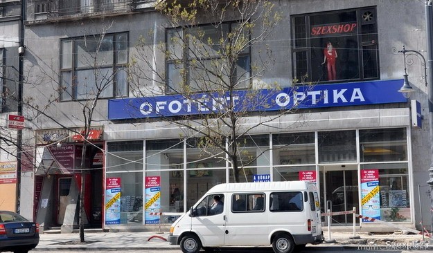 intim-center-szexshop-utcafront-2015