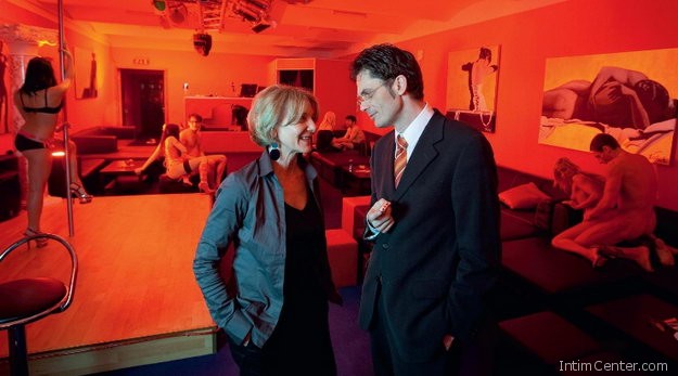 szvinger_klubok_a_varosban